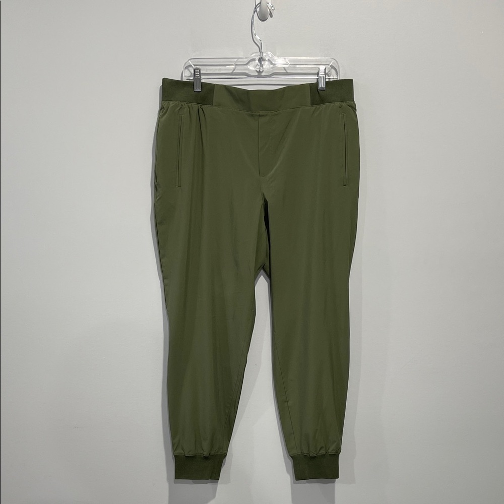 Banana Republic Green Joggers pants size large NEW